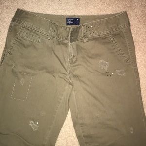 American Eagle olive colored trousers sz4